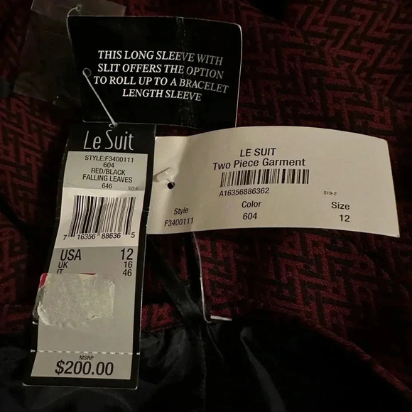 Le Suit red/black falling leaves skirt sets (2pcs) size 12 - Picture 10 of 10